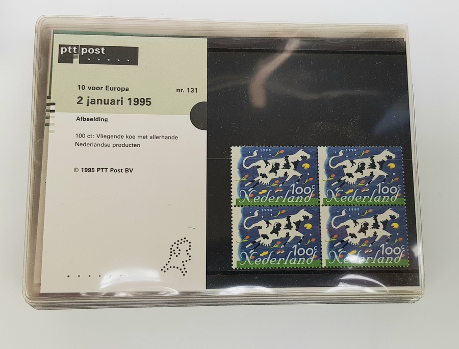 220. Postzegelmapjes, eerste dag enveloppen en postzegelboekjes Nederland 220. Postzegelmapjes, eerste dag enveloppen en postzegelboekjes Nederland